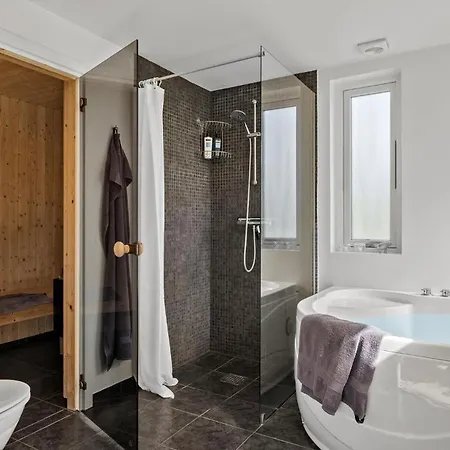 Gorgeous In With Sauna